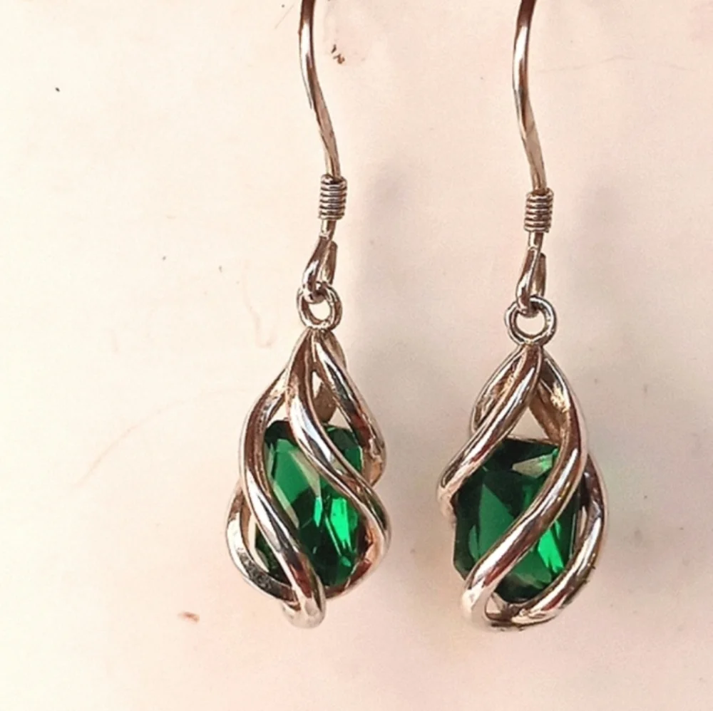 Cage Earrings - Picture 3 of 3